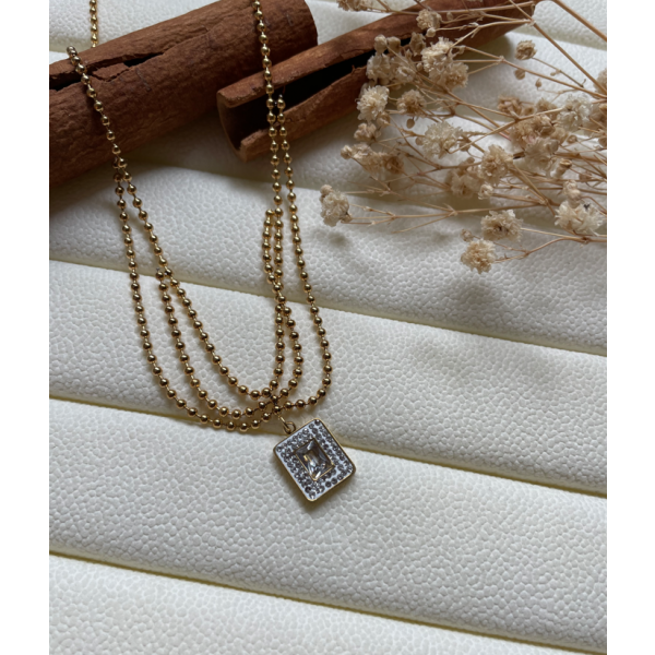Collier avec pendentif diamant