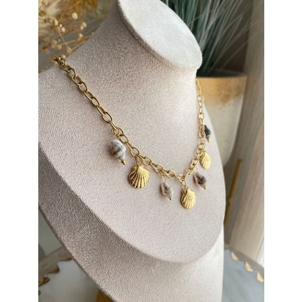 Collier coquillage doré