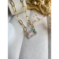 Collier pendentif rectangle à zircons colorés