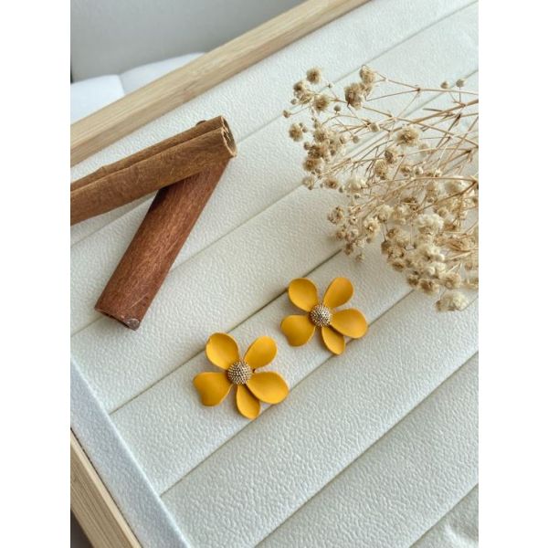 Fleure Cinq Feuilles Jaune