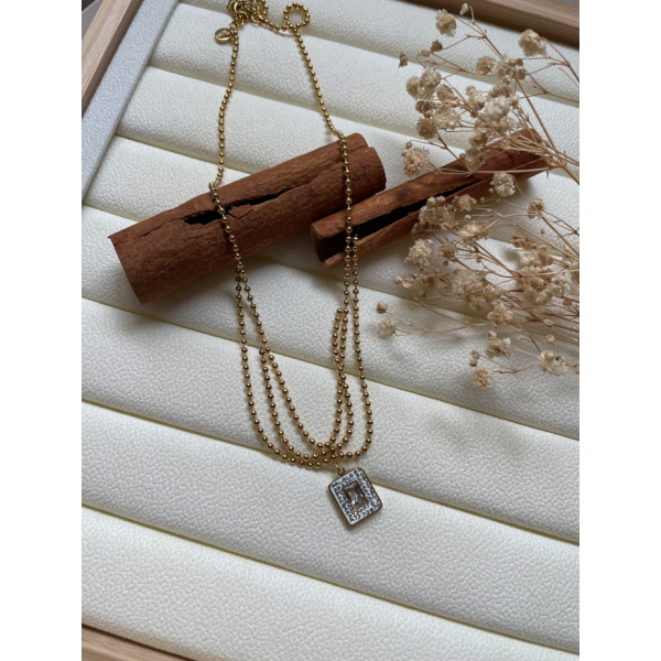 Collier avec pendentif diamant
