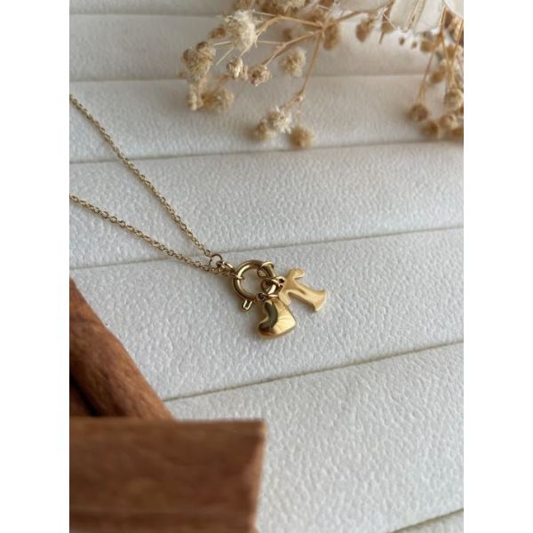 Collier LOVE T