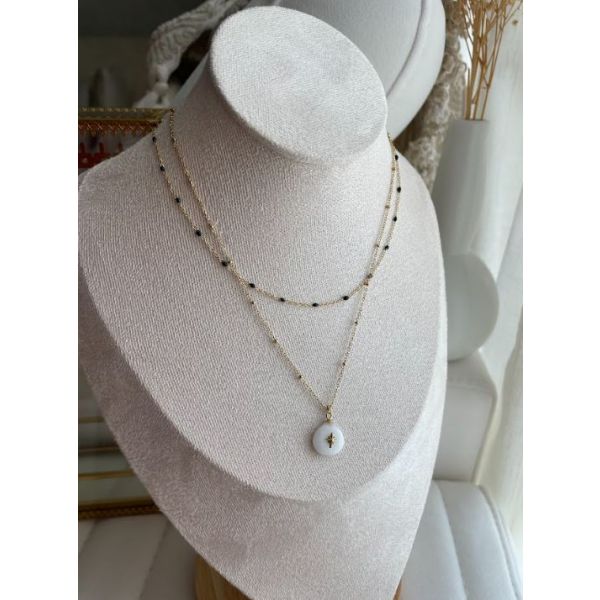 Collier pierre blanche étoile dorée