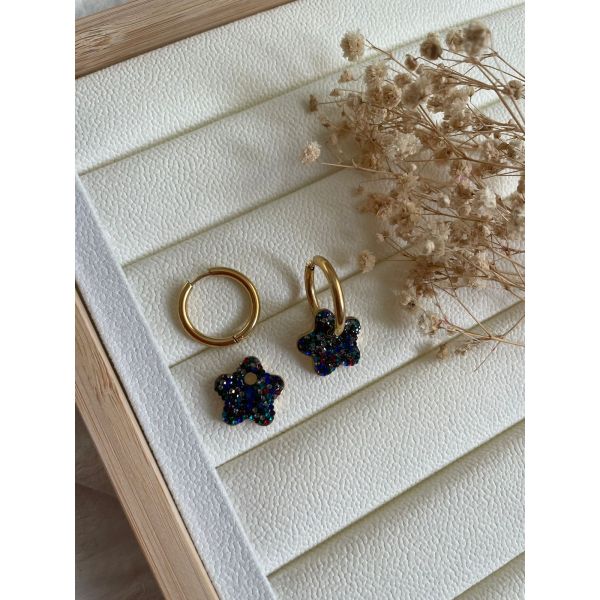 BOUCLES D’OREILLES ETOILE AVEC STRASS NOIR