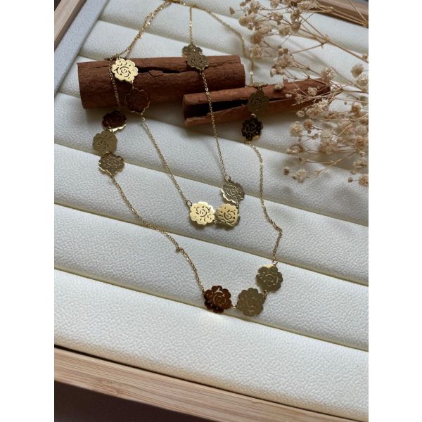 Collier de perles a fleurs doré