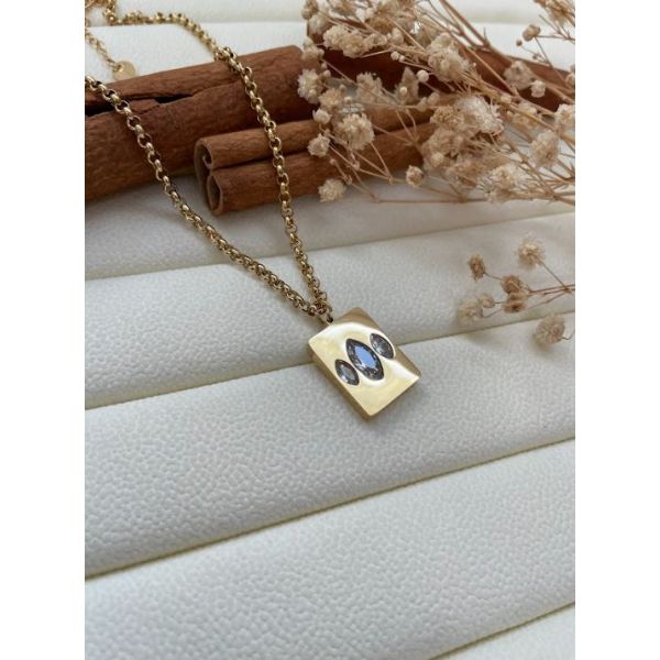 Collier rectangle doré trois diamants ovales